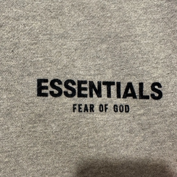 NWT Essentials Fear of God Hoodie - size XL - Picture 3 of 10